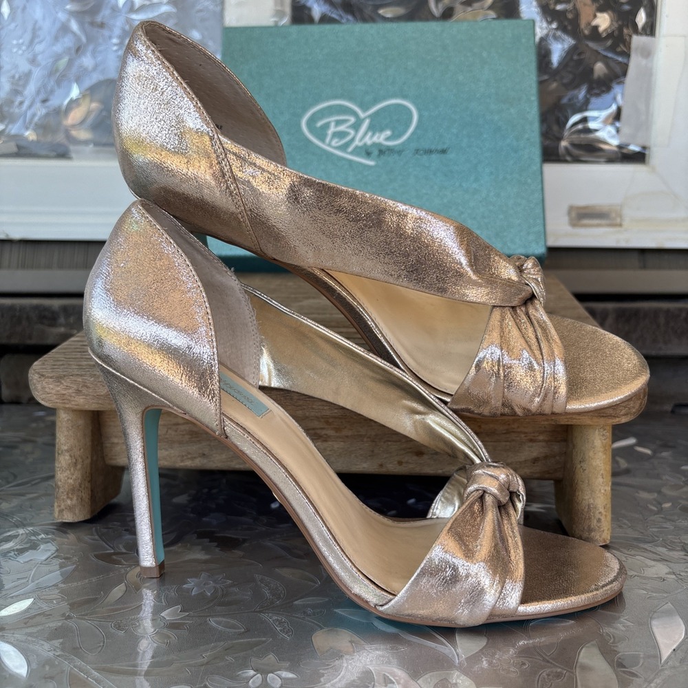 Betsey Johnson Abi Gold Metallic Bow Heels D'Orsay Stiletto Pumps Size 10 M EUC